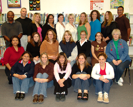 This is a photograph of the Fall '05 class.